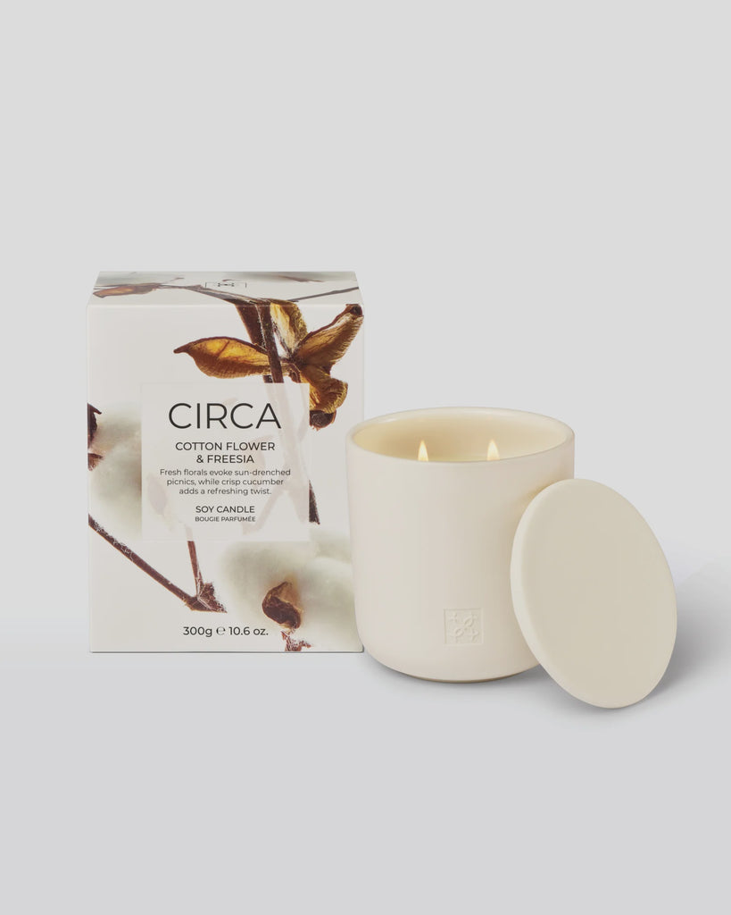 300g Candle - COTTON FLOWER & FREESIA