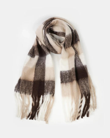 Becca Fluffy Scarf